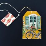 Artist-makes-incredible-mini-paintings-in-tea-bags-and-the-result-is-a-big-work-of-art-5a65035a5d69b__700