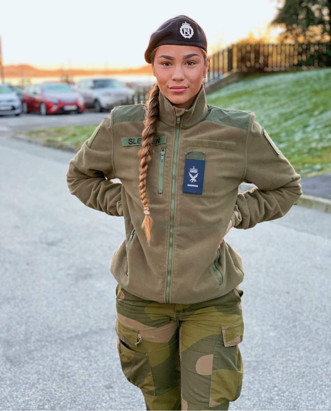 female soldiers who are stunning