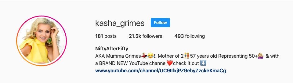 mom follows daughter and get 20000 Instagram followers