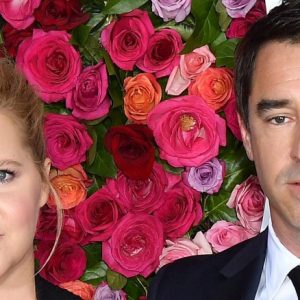 amy-schumer-got-a-husband-and-dropped-her-publicist-1561735331