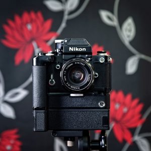 Nikon_black_1600-5d3c59ceb581f__880